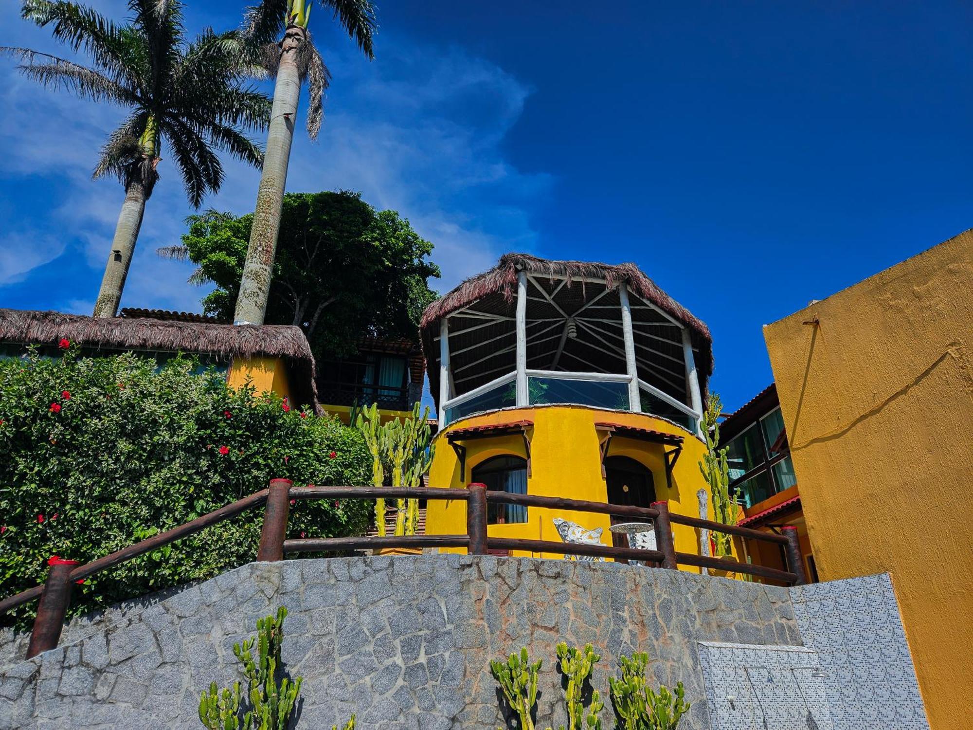 Отель Bella Vista Ocean View Armacao dos Buzios Экстерьер фото The Lighthouse at the resort